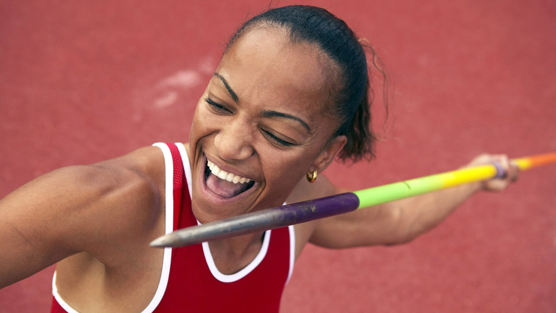 全景直播与多角度切换技术结合，让全球观众零距离感受比赛盛宴